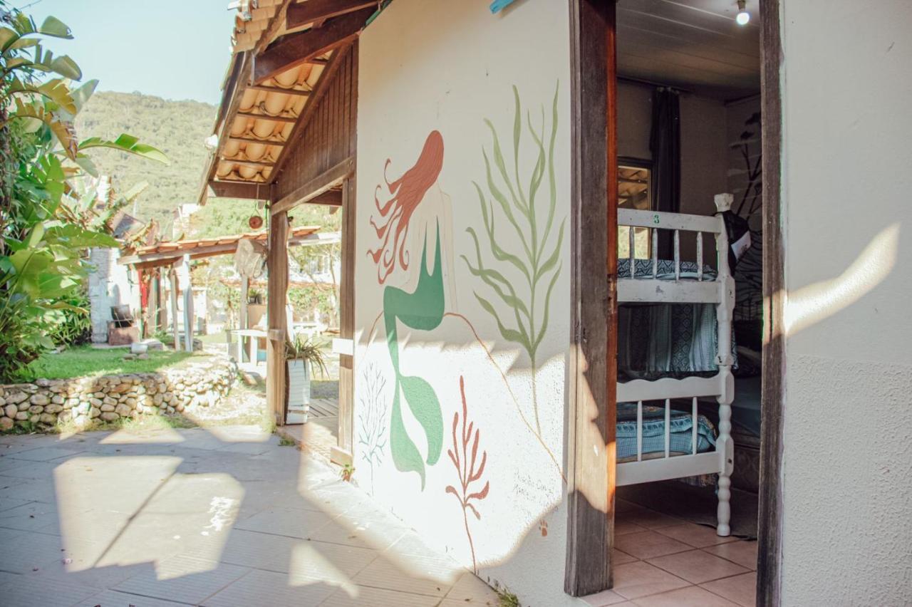 Hostel Barra Bar Balneario Camboriu Exterior photo