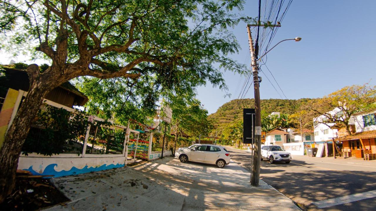 Hostel Barra Bar Balneario Camboriu Exterior photo